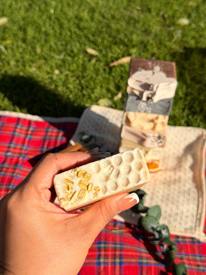 GOLDEN OAT BAR