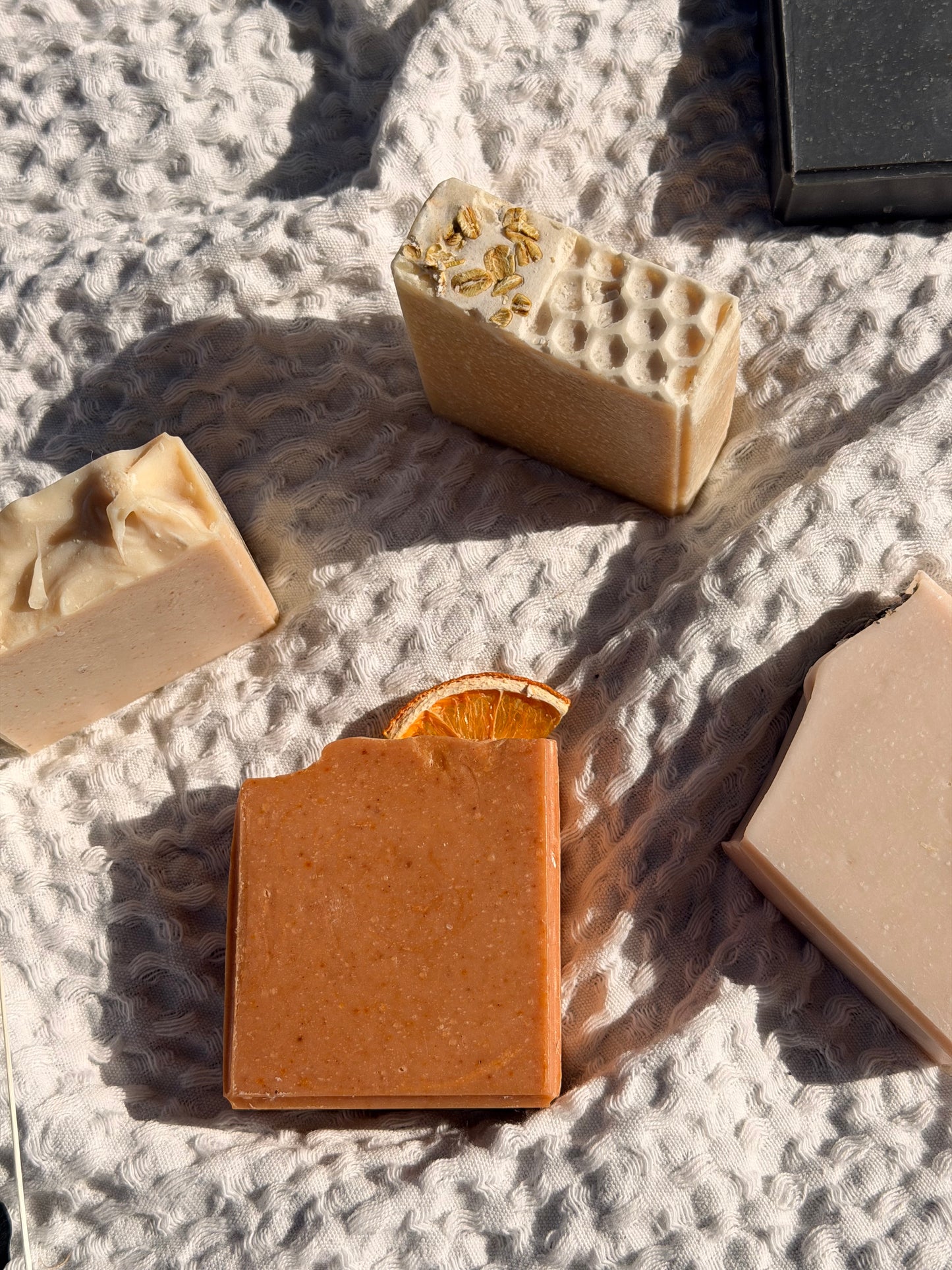 TURMERIC GLOW SOAP